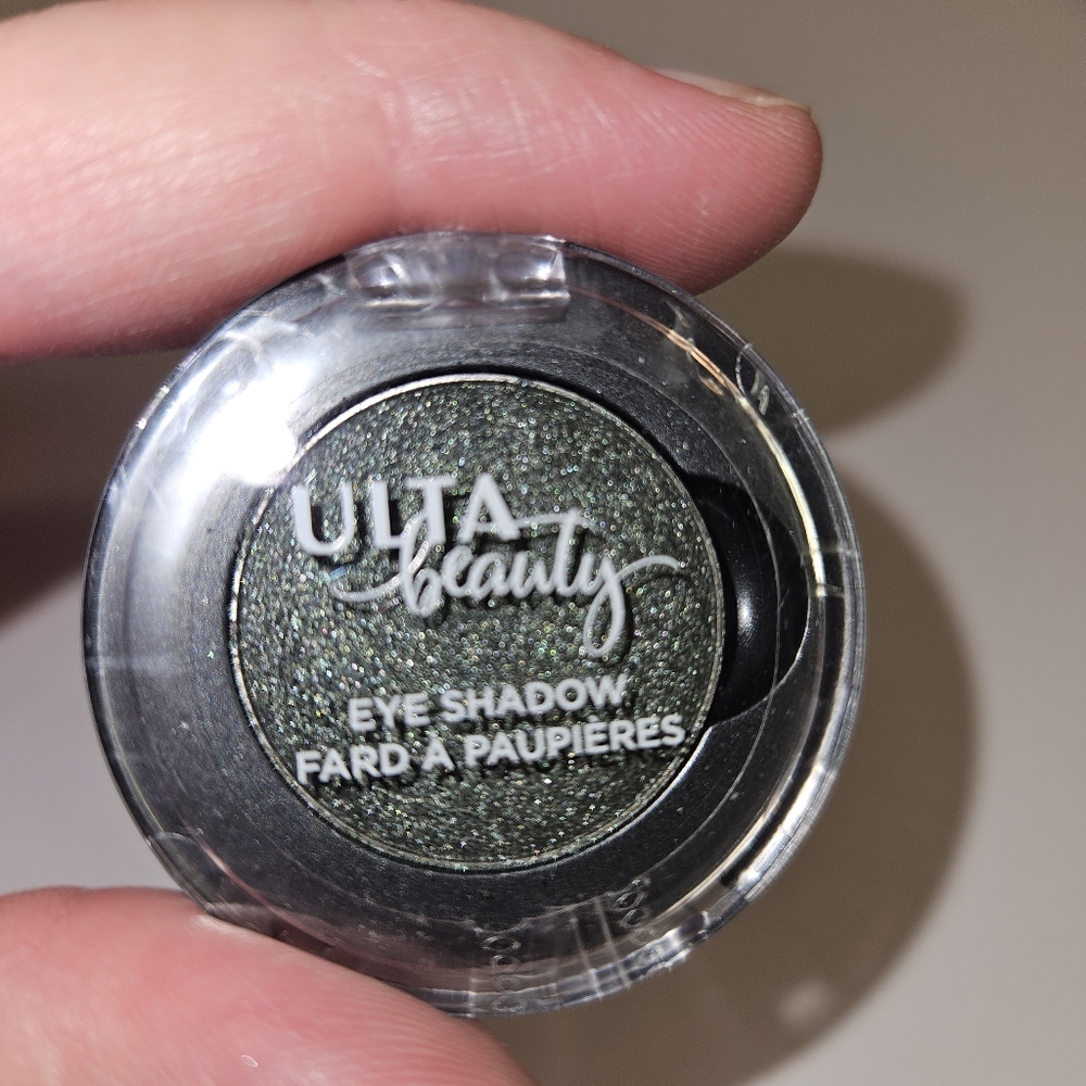 Ulta Beauty Eyeshadow in Green Eyed Girl